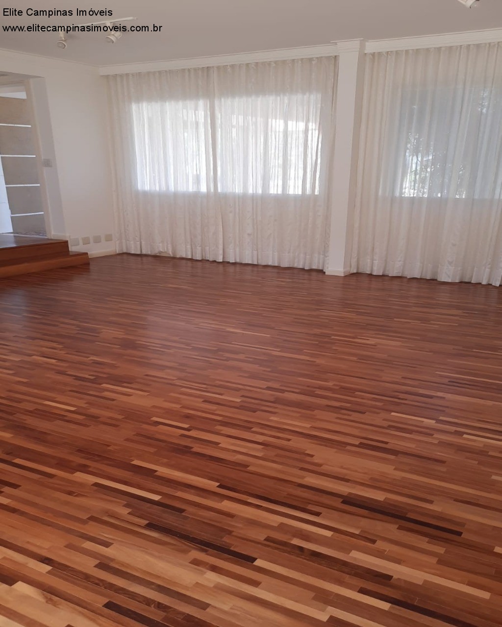 Casa de Condomínio à venda com 4 quartos, 350m² - Foto 3