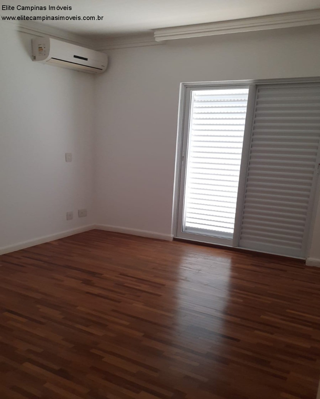 Casa de Condomínio à venda com 4 quartos, 350m² - Foto 10