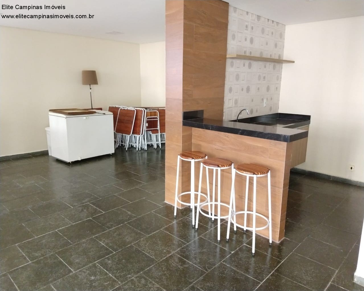 Apartamento à venda com 2 quartos, 70m² - Foto 27