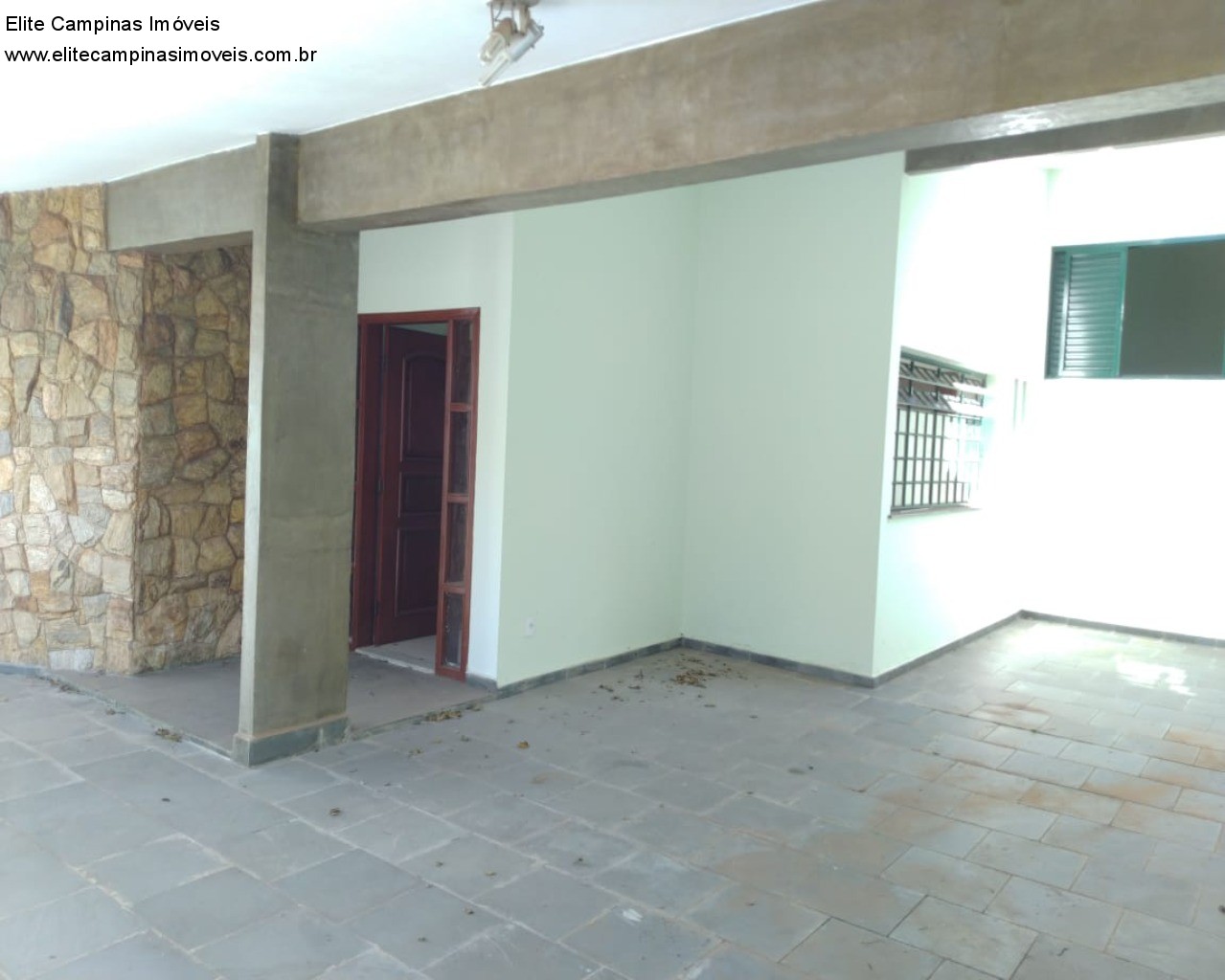 Sobrado à venda com 3 quartos, 300m² - Foto 2