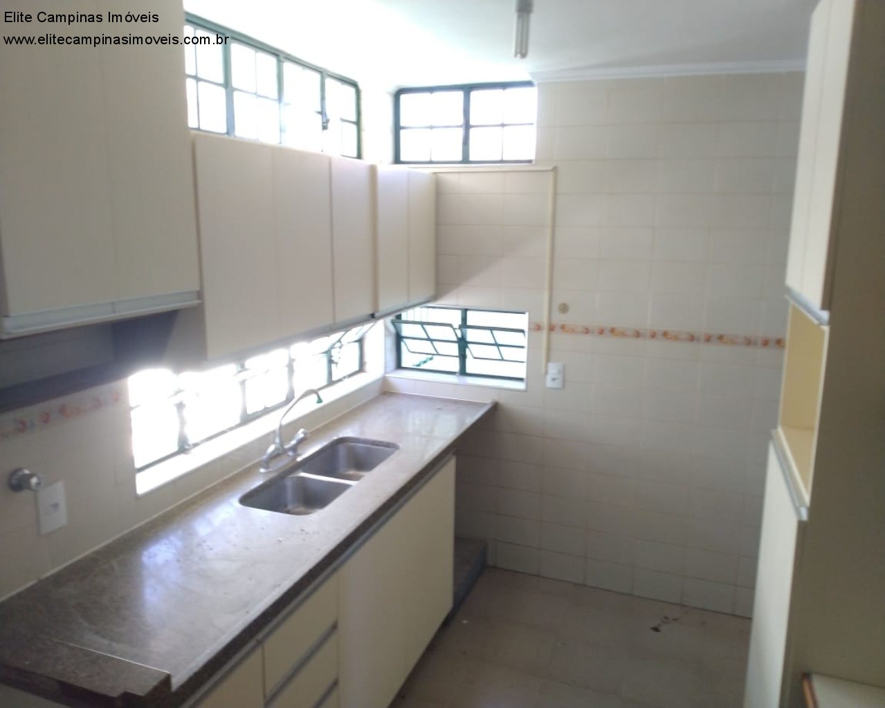 Sobrado à venda com 3 quartos, 300m² - Foto 26