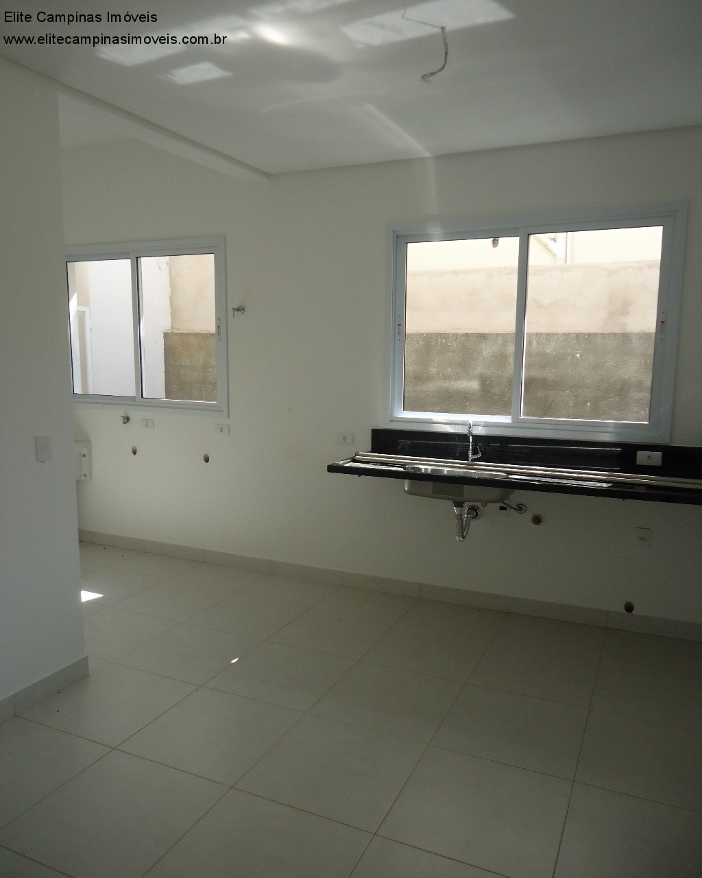 Casa de Condomínio à venda com 4 quartos, 250m² - Foto 10