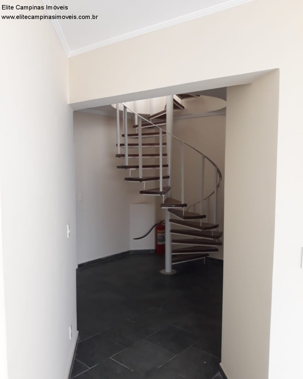 Apartamento à venda com 3 quartos, 237m² - Foto 19