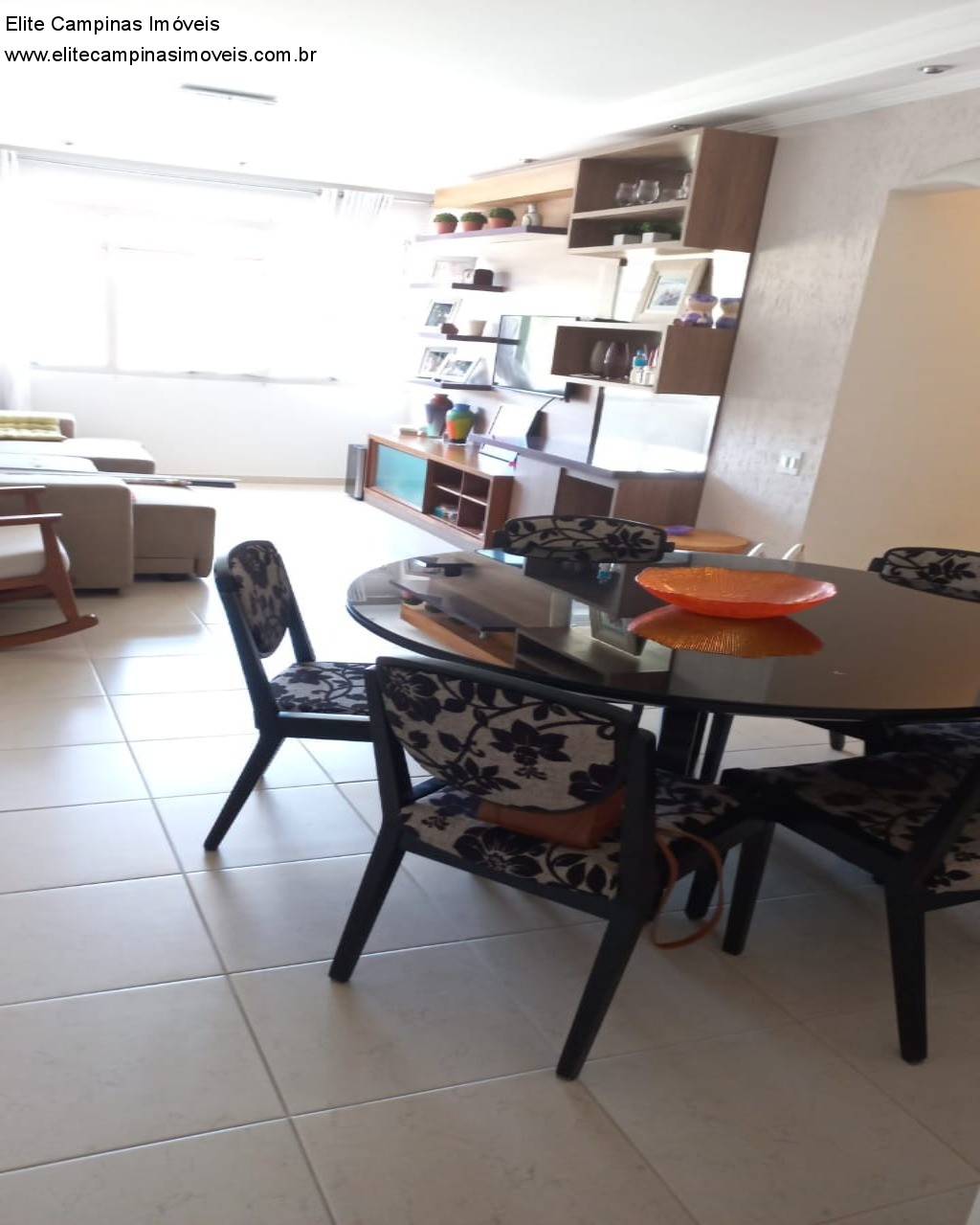 Apartamento à venda com 3 quartos, 115m² - Foto 2