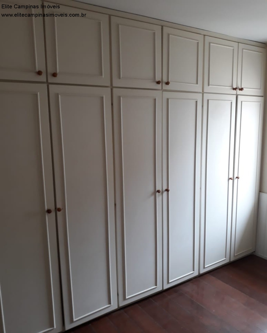 Apartamento à venda com 3 quartos, 237m² - Foto 9