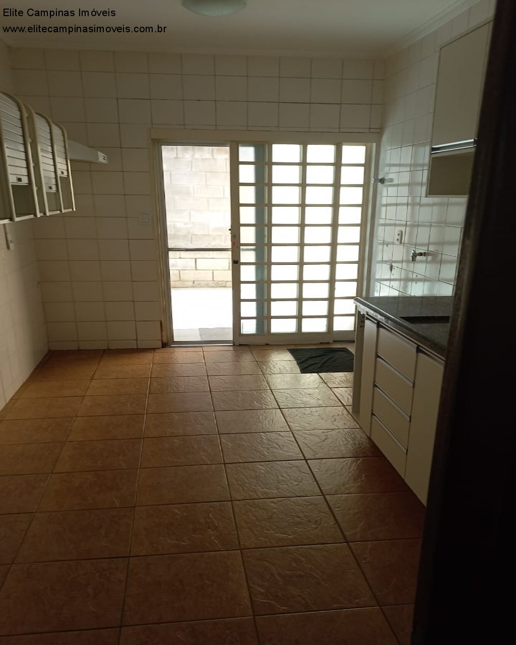 Casa de Condomínio à venda com 3 quartos, 269m² - Foto 12