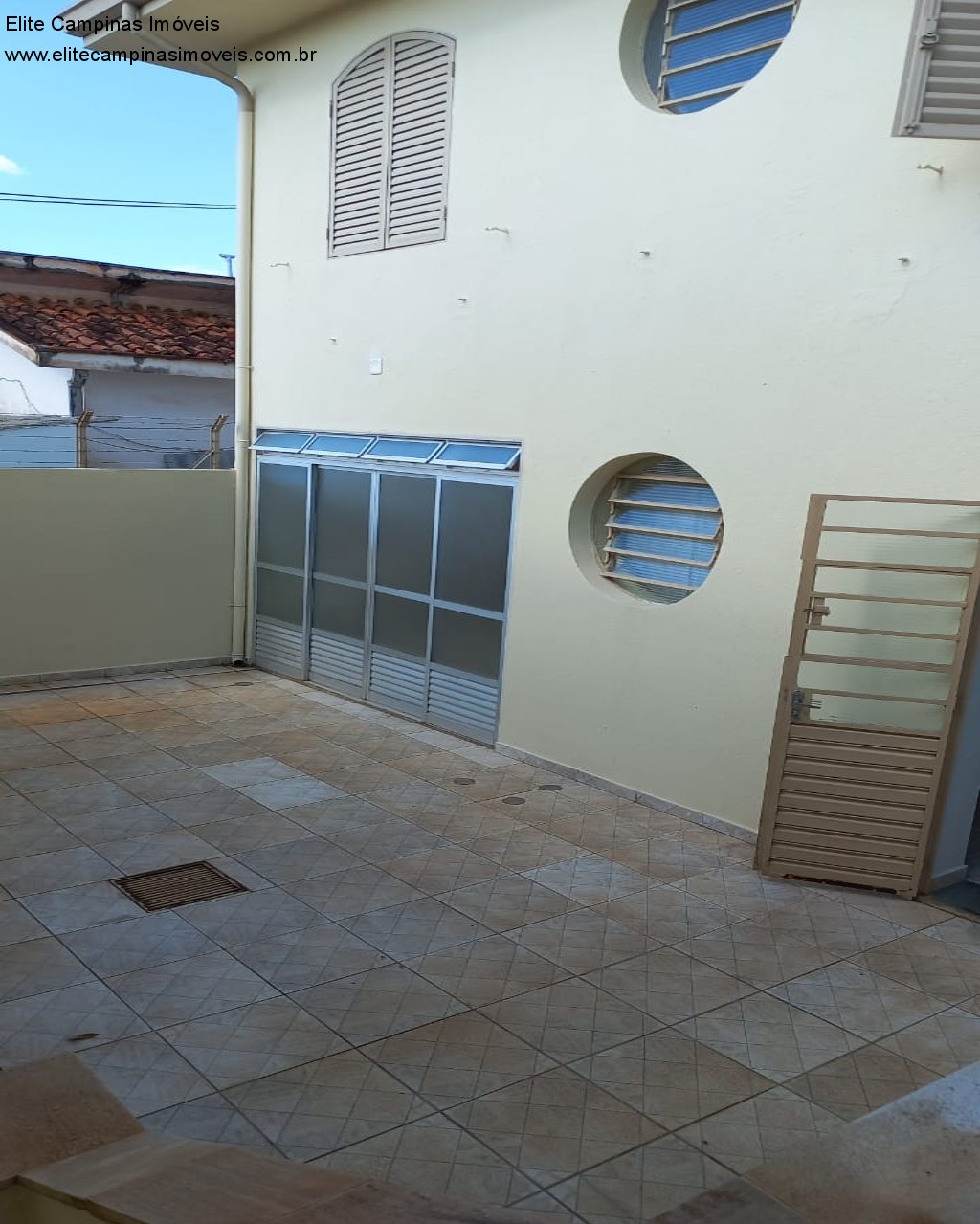 Casa à venda com 3 quartos, 380m² - Foto 14