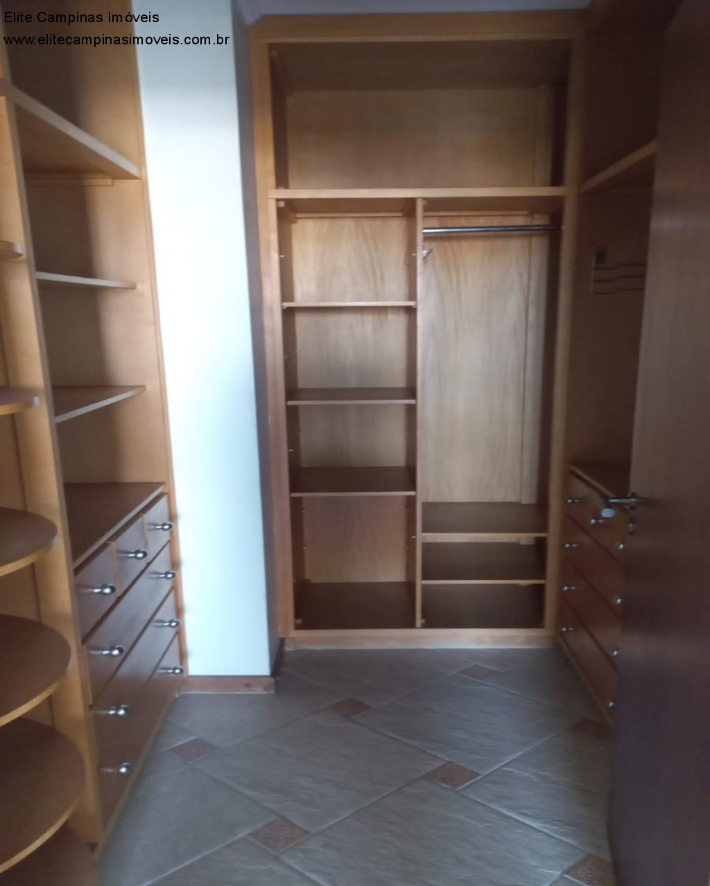 Apartamento à venda com 3 quartos, 226m² - Foto 12