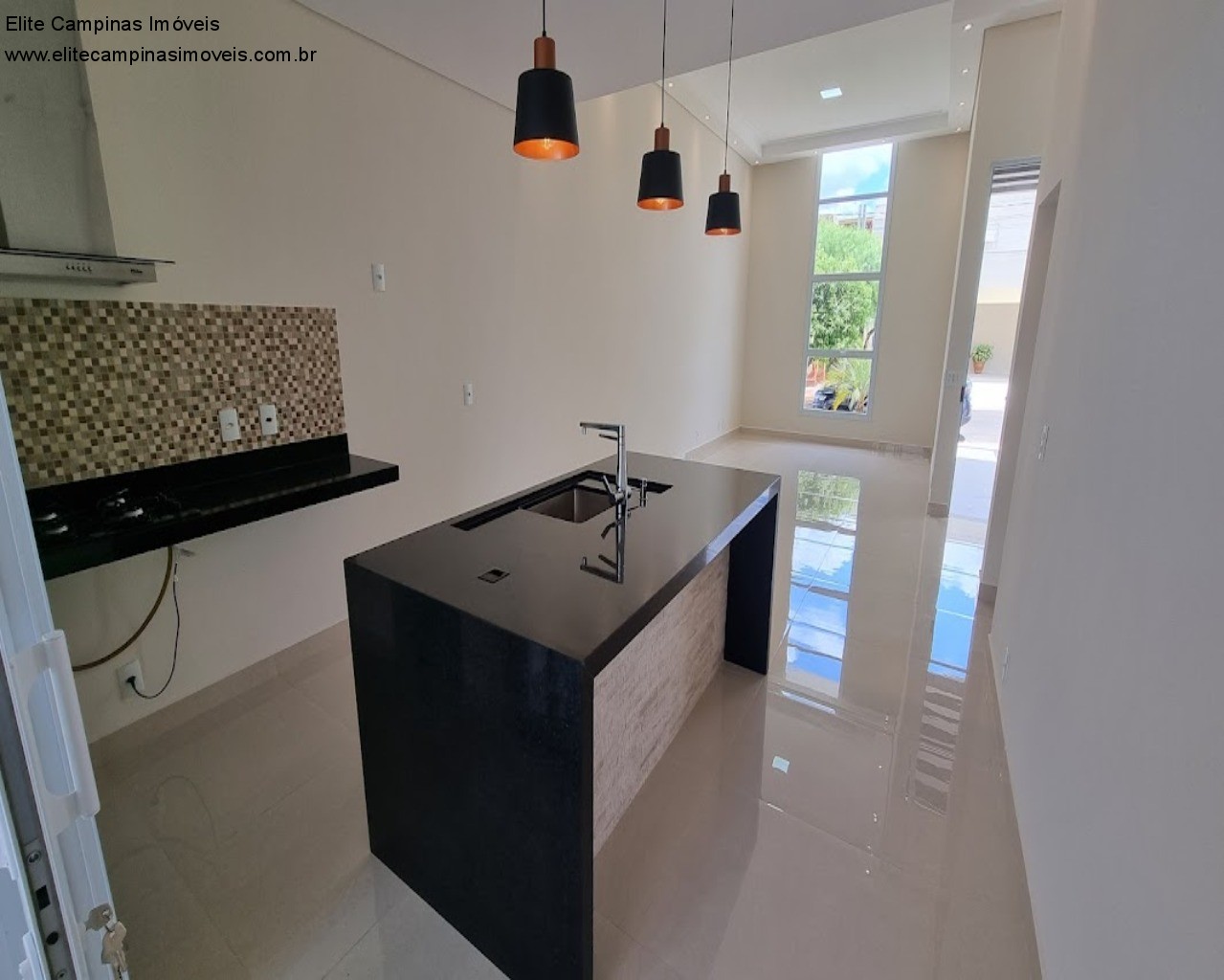 Casa de Condomínio à venda com 3 quartos, 250m² - Foto 11