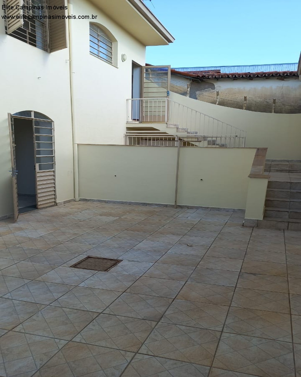 Casa à venda com 3 quartos, 380m² - Foto 15