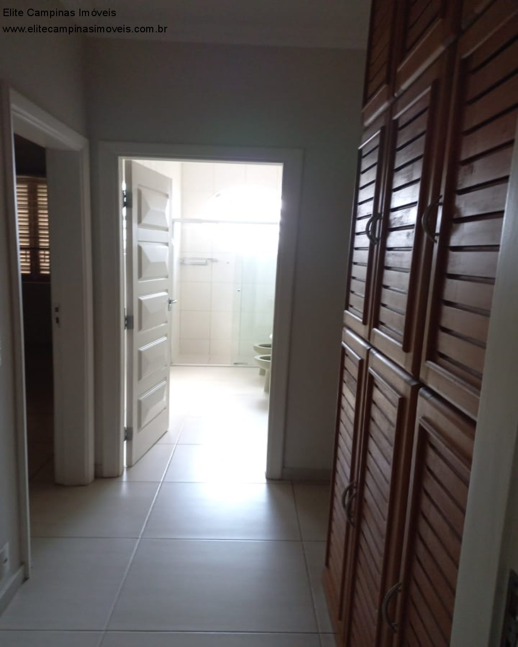 Casa à venda com 3 quartos, 380m² - Foto 3