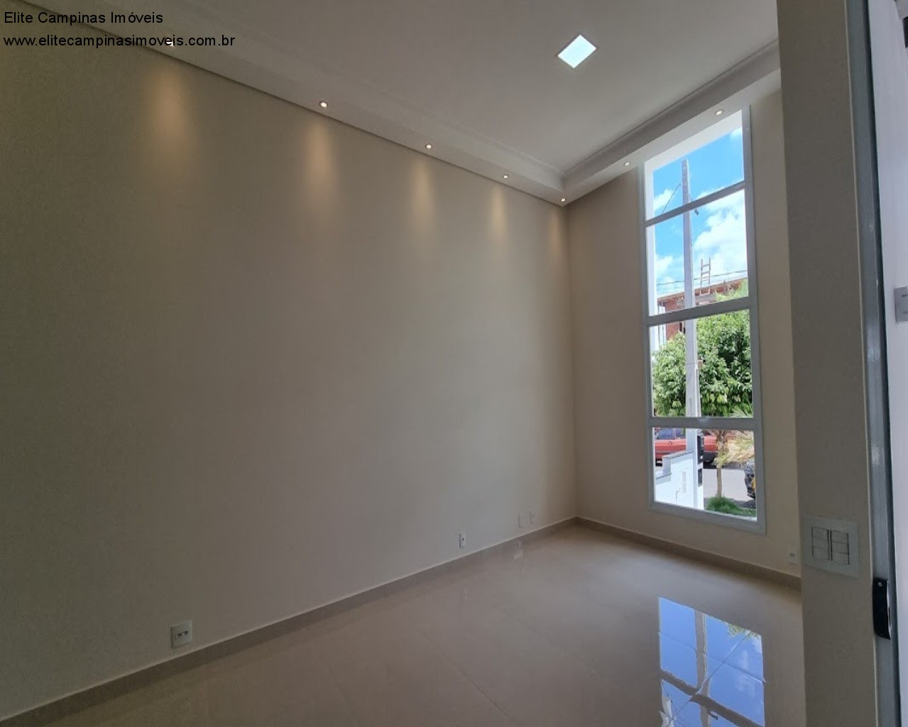 Casa de Condomínio à venda com 3 quartos, 250m² - Foto 5