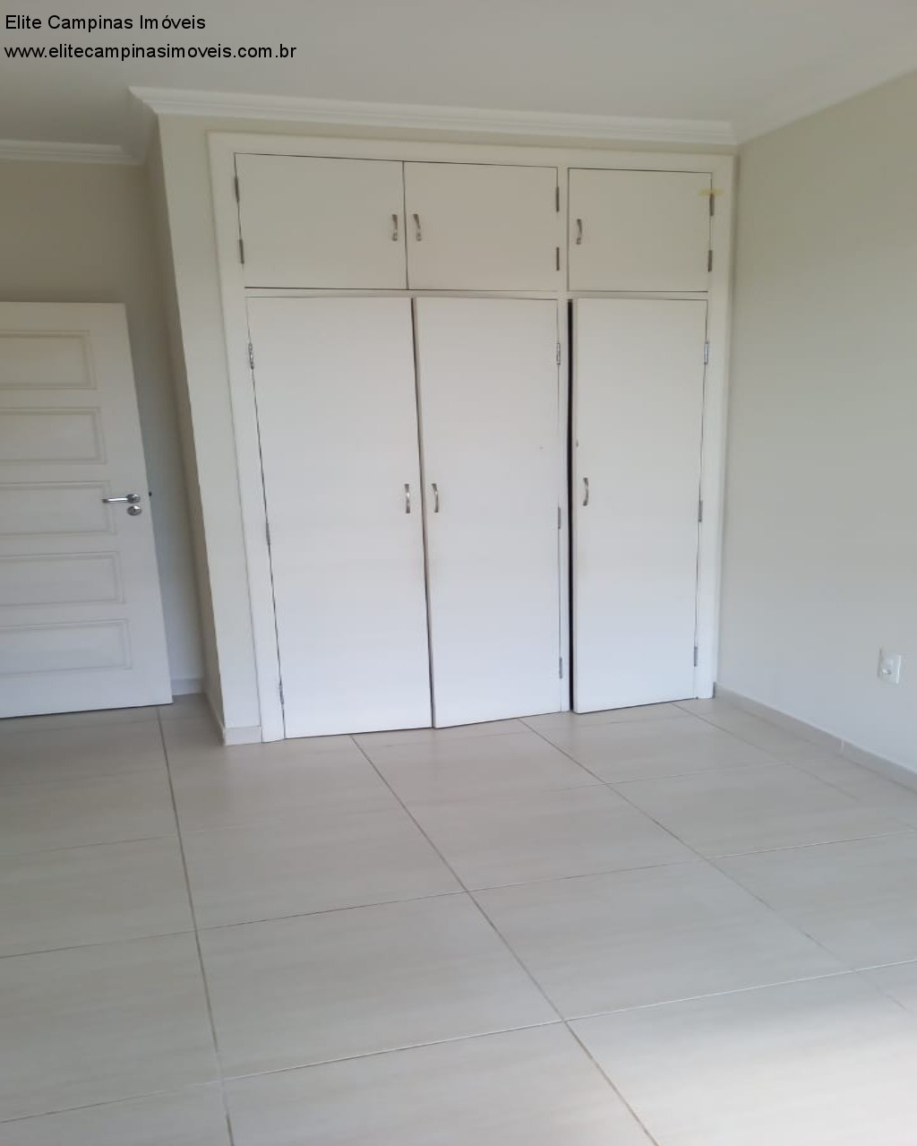 Casa à venda com 3 quartos, 380m² - Foto 9