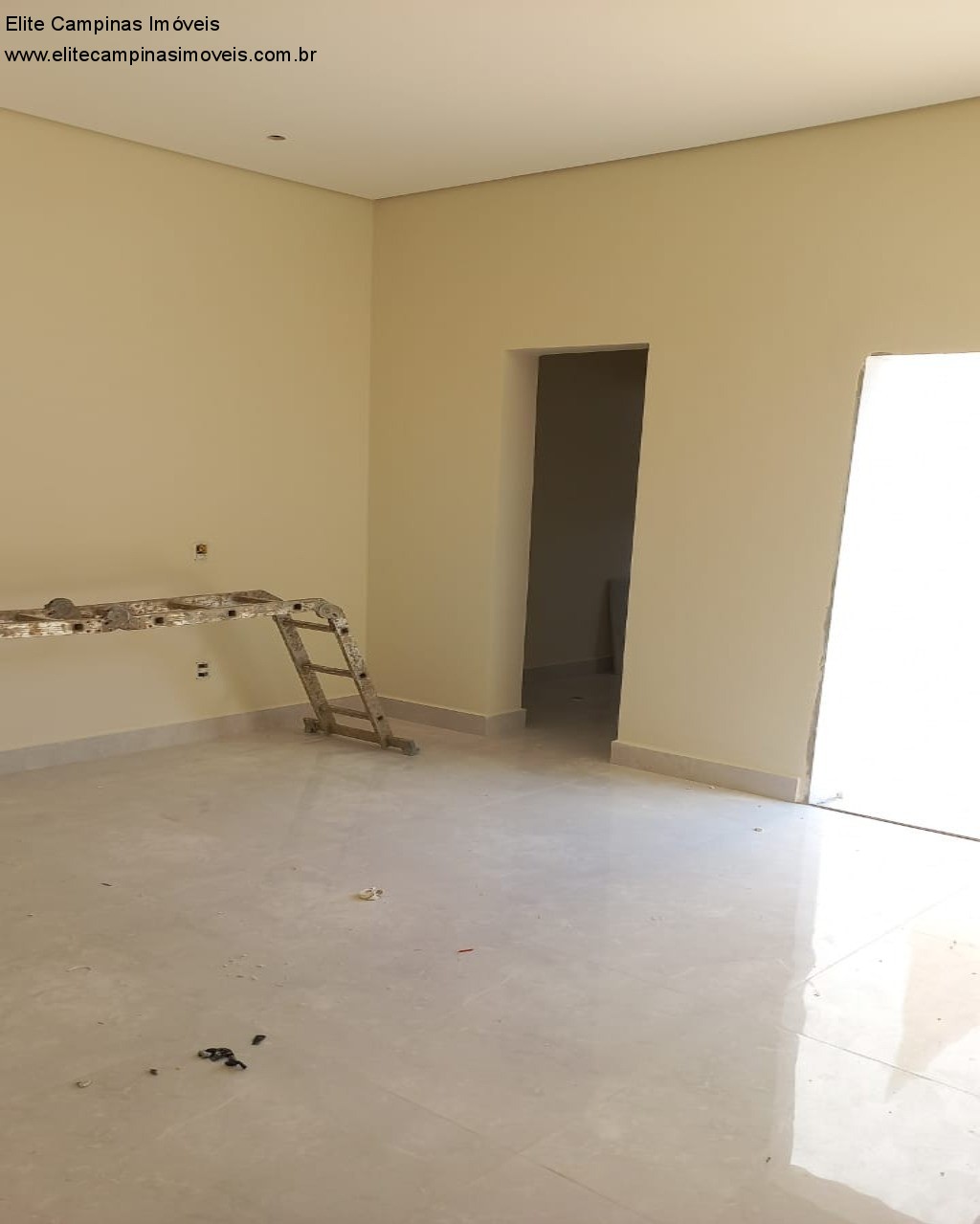 Casa de Condomínio à venda com 3 quartos, 250m² - Foto 6