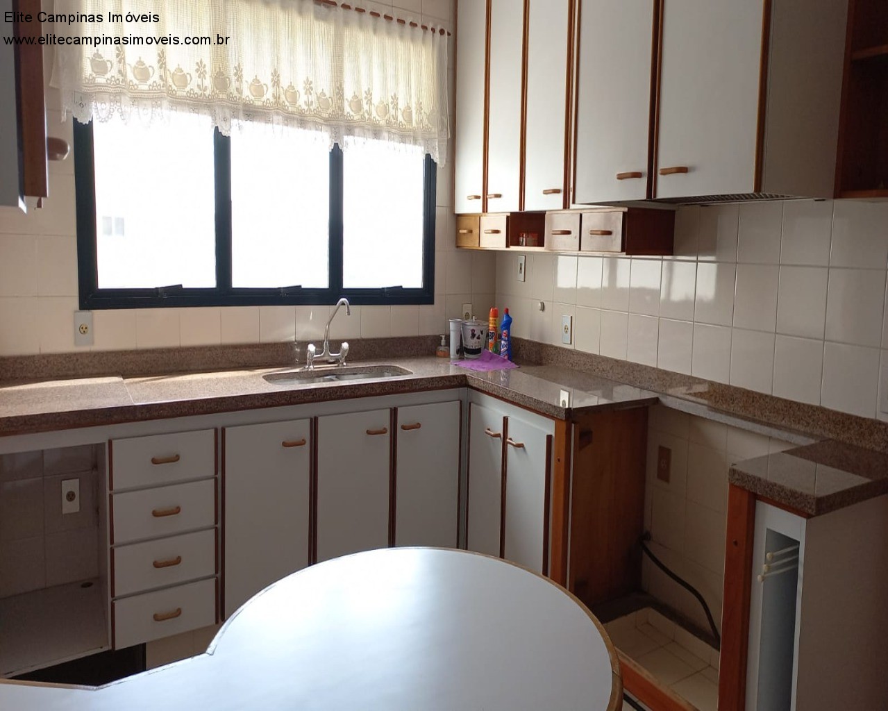 Apartamento à venda com 3 quartos, 226m² - Foto 17