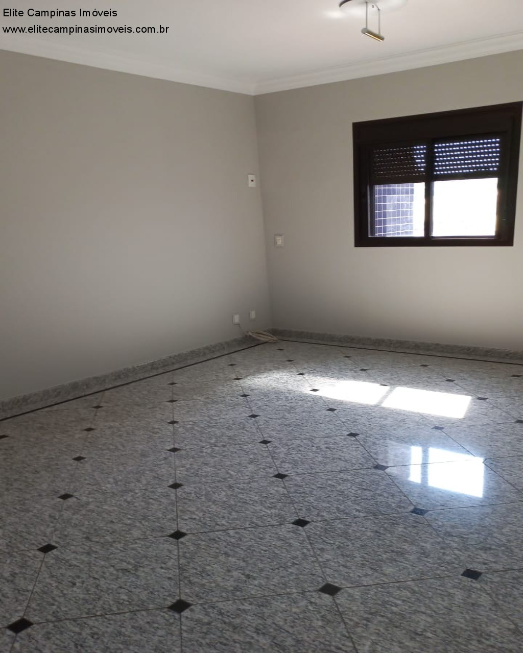 Apartamento à venda com 4 quartos, 200m² - Foto 9