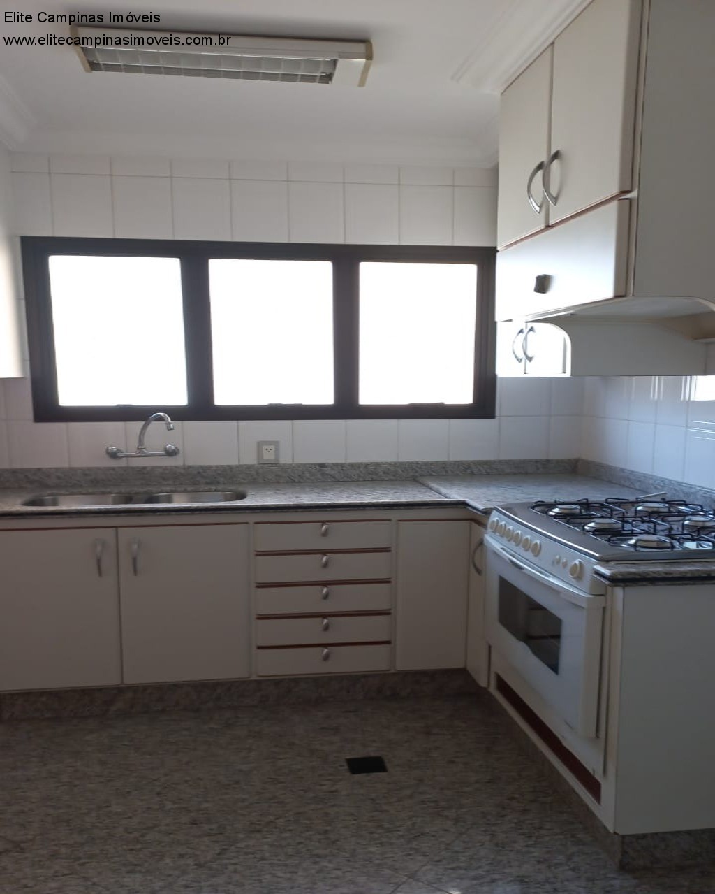 Apartamento à venda com 4 quartos, 200m² - Foto 25