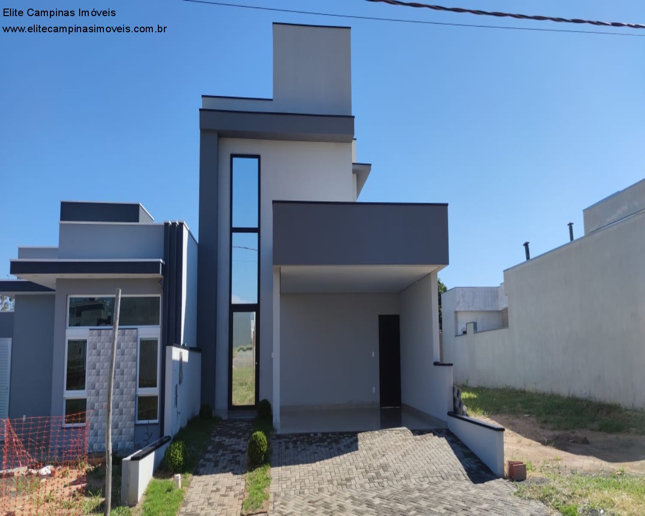 Casa de Condomínio à venda com 3 quartos, 220m² - Foto 1