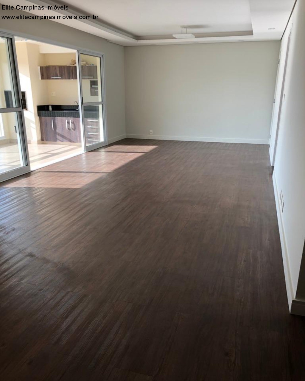 Apartamento à venda com 3 quartos, 132m² - Foto 1