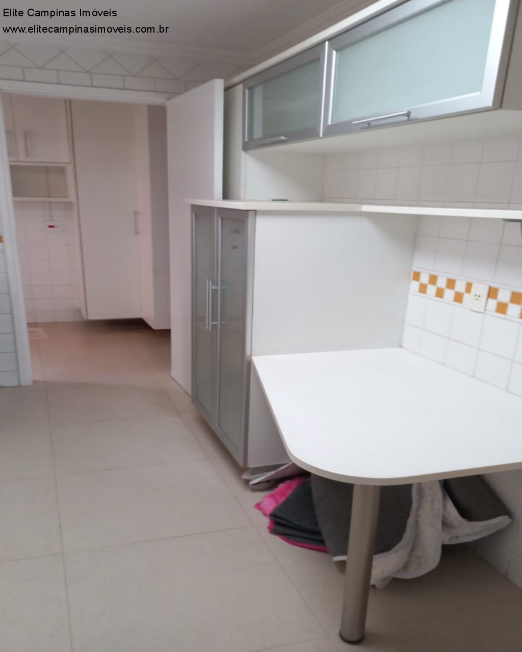 Casa de Condomínio à venda com 3 quartos, 250m² - Foto 27