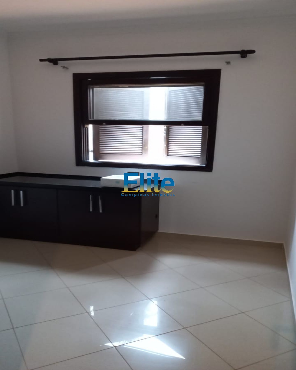 Casa de Condomínio à venda com 3 quartos, 250m² - Foto 17