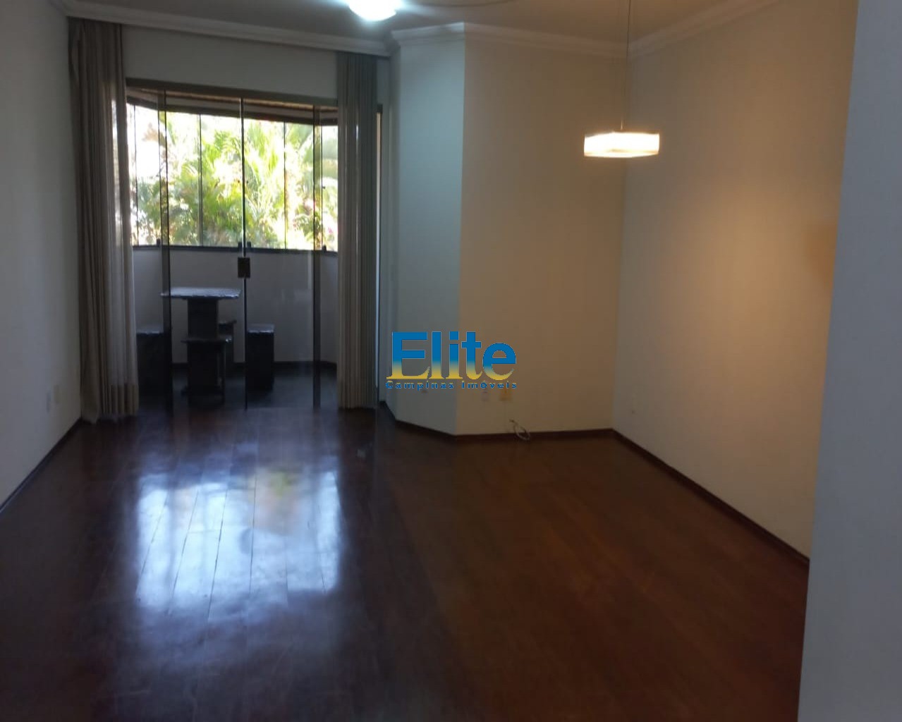 Apartamento à venda com 3 quartos, 117m² - Foto 3