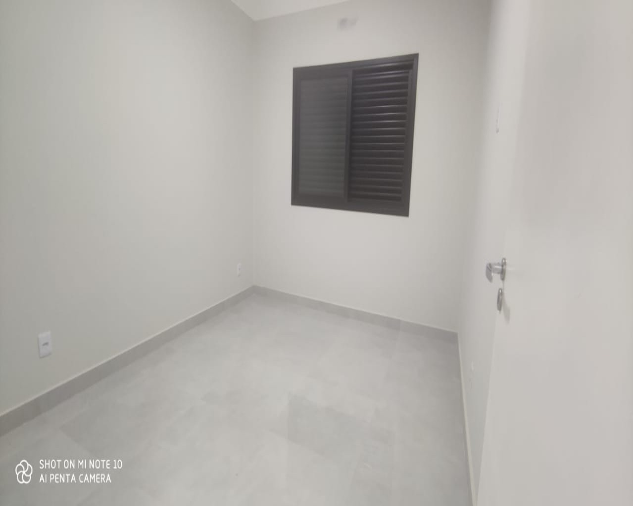 Casa de Condomínio à venda com 3 quartos, 250m² - Foto 6