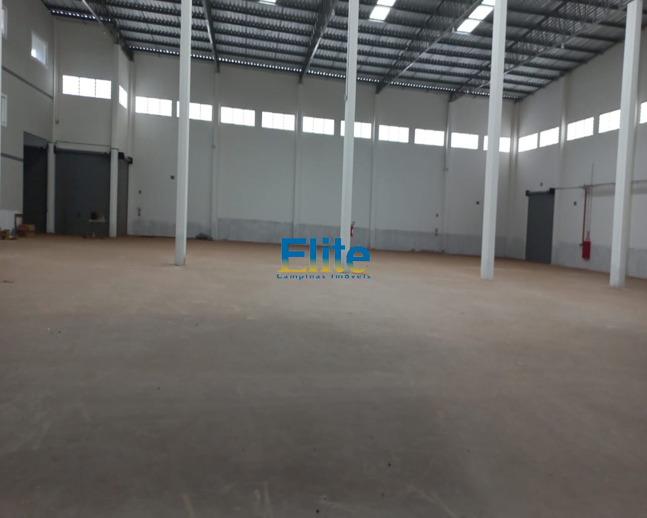 Depósito-Galpão-Armazém para alugar, 2600m² - Foto 6