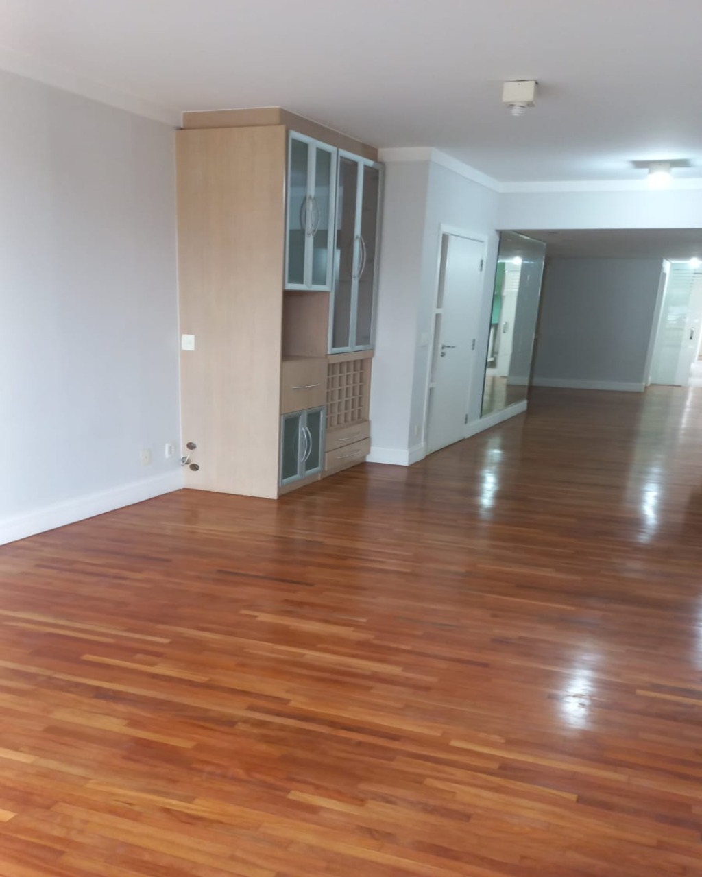 Apartamento à venda com 3 quartos, 138m² - Foto 5