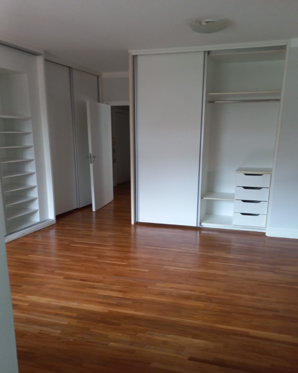 Apartamento à venda com 3 quartos, 138m² - Foto 17