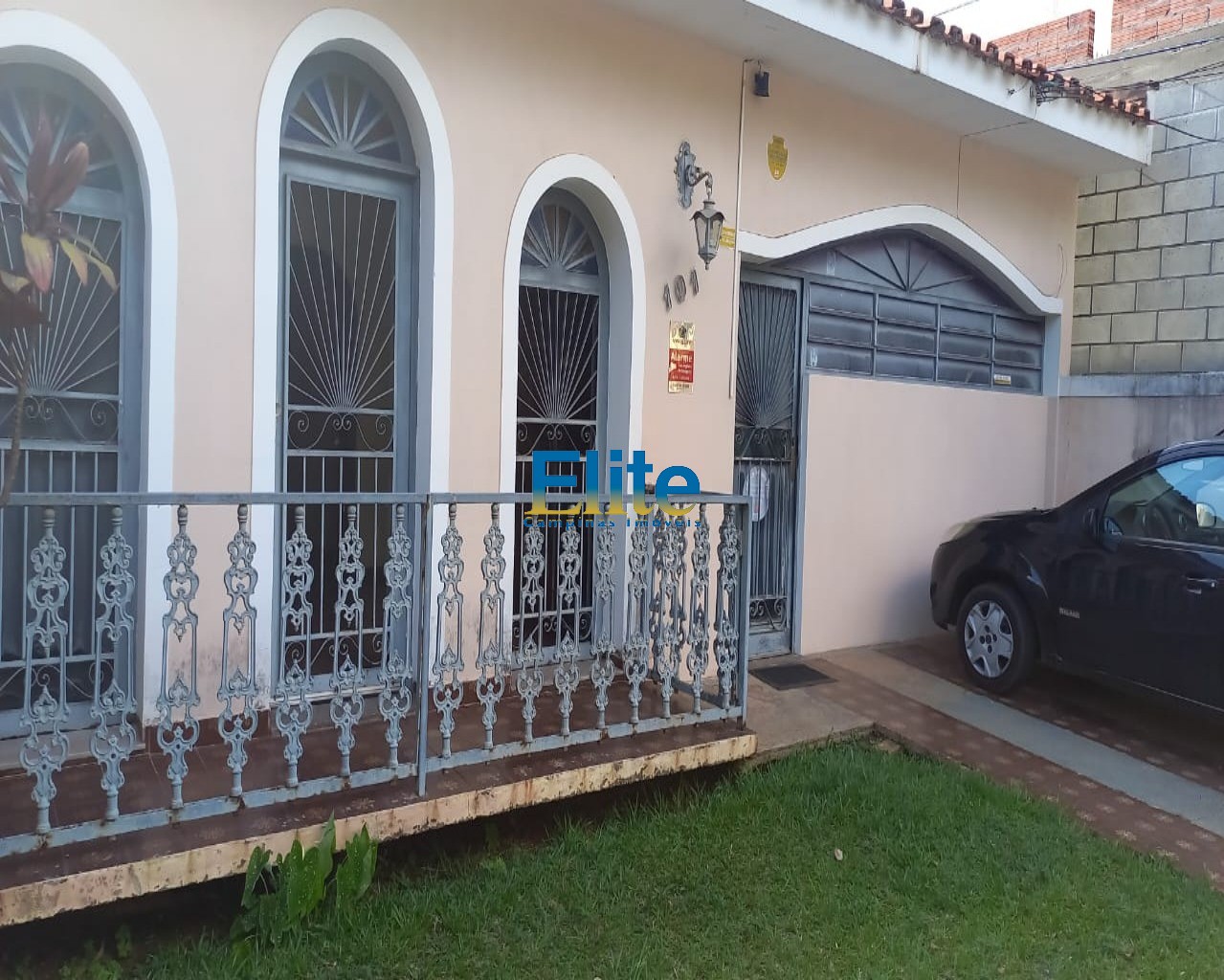 Prédio Inteiro à venda com 3 quartos, 320m² - Foto 2