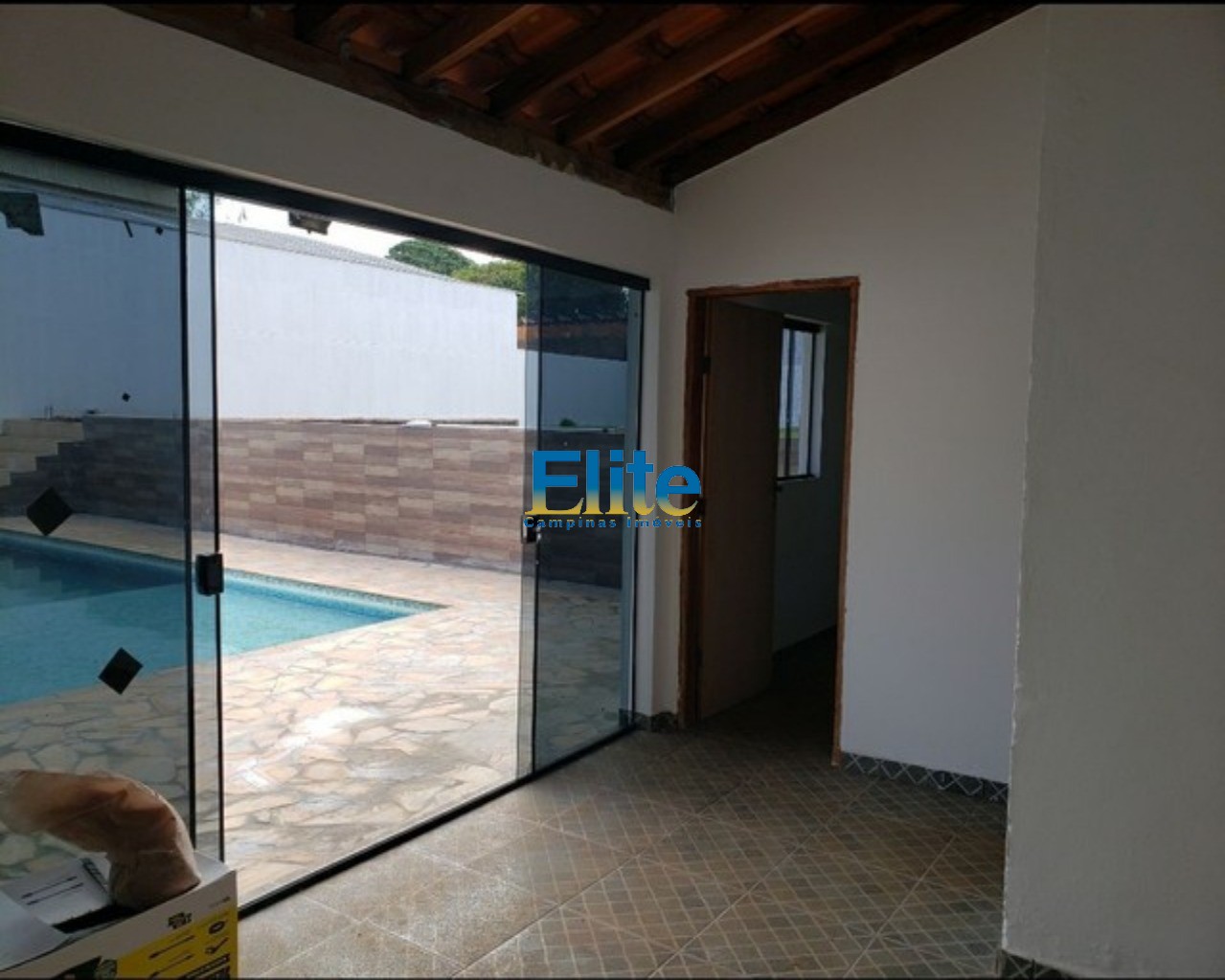 Casa à venda e aluguel com 6 quartos, 1000m² - Foto 6