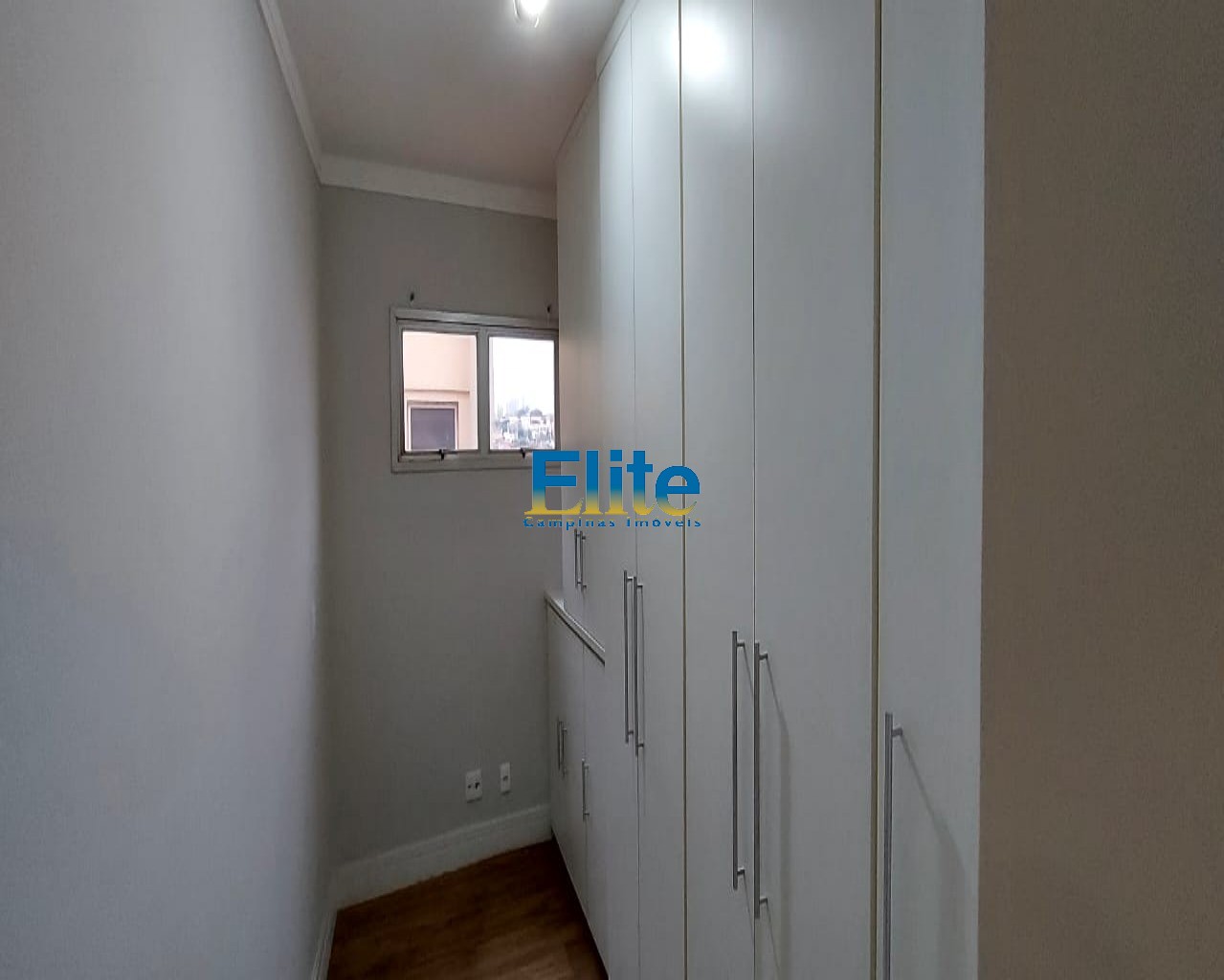 Apartamento à venda com 3 quartos, 233m² - Foto 9