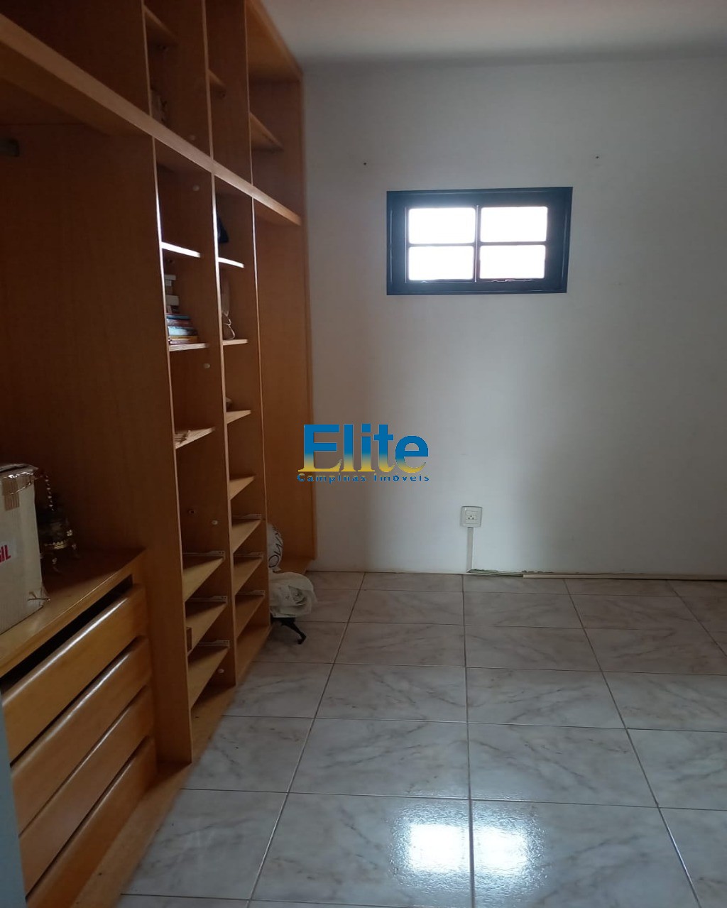 Casa à venda com 3 quartos, 320m² - Foto 5