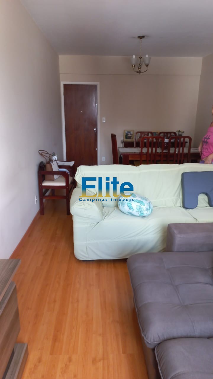 Apartamento à venda com 2 quartos, 70m² - Foto 2