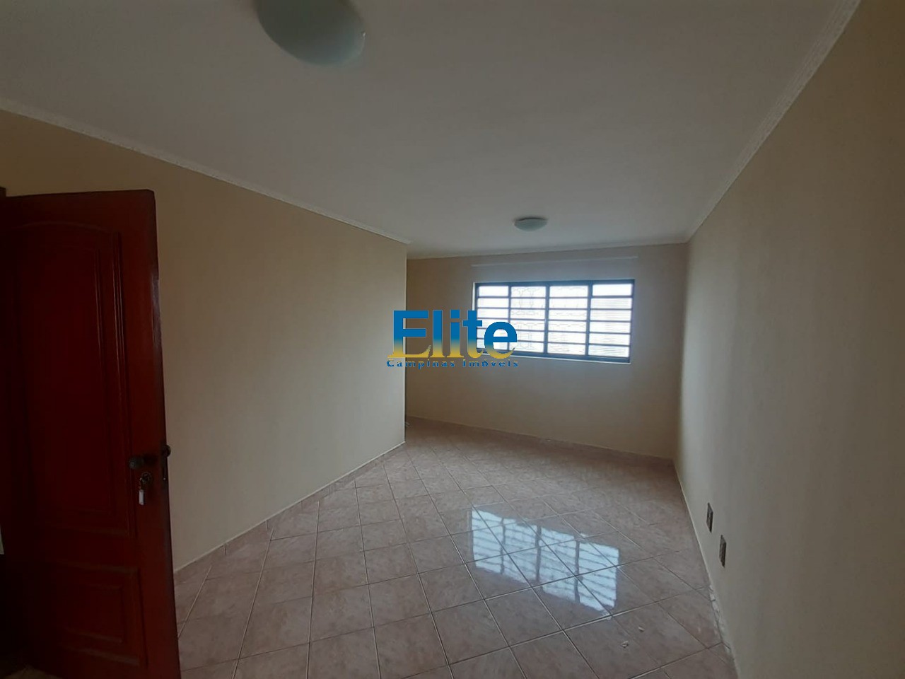 Apartamento à venda com 2 quartos, 62m² - Foto 2