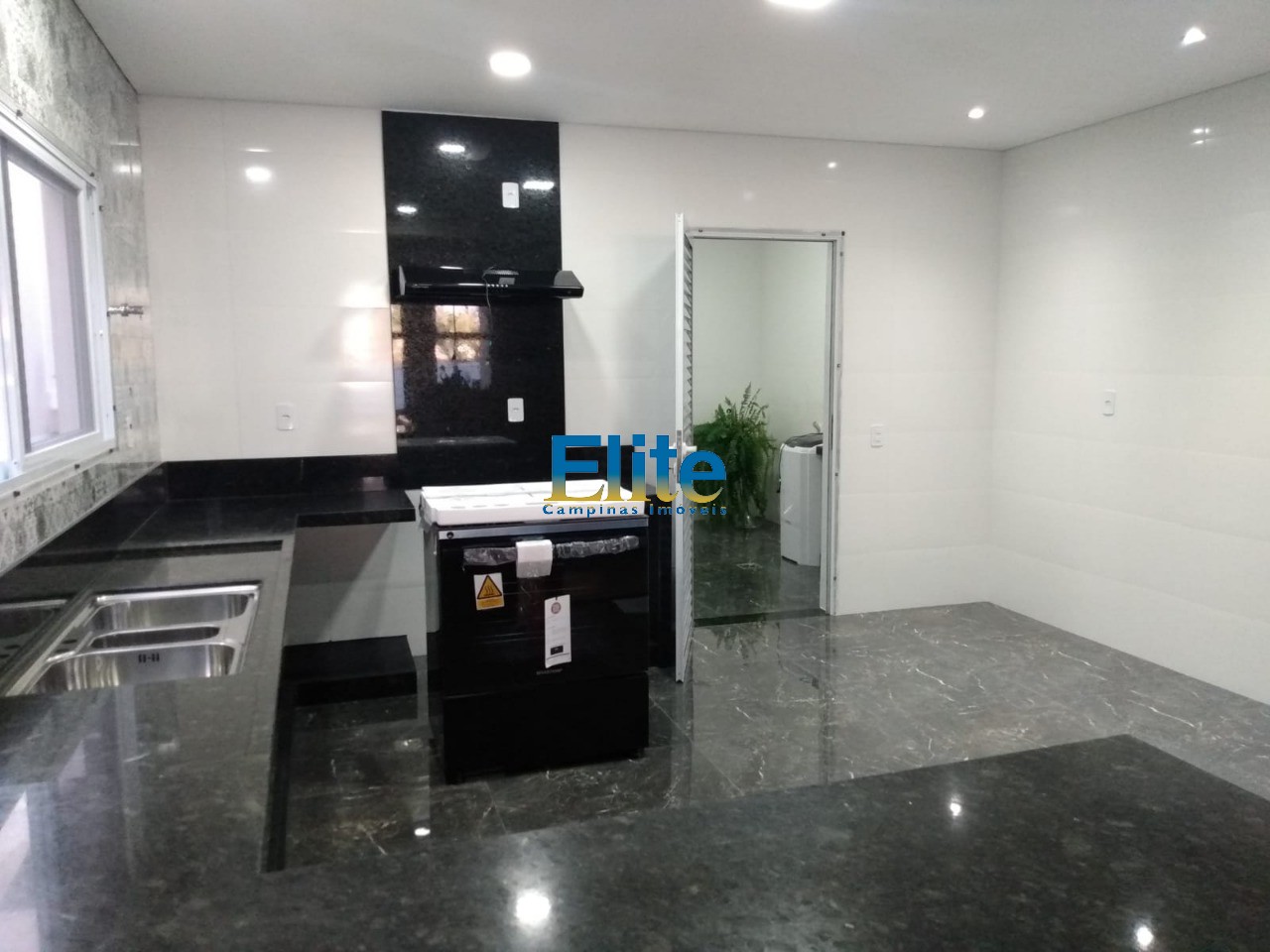 Sobrado à venda com 4 quartos, 540m² - Foto 24