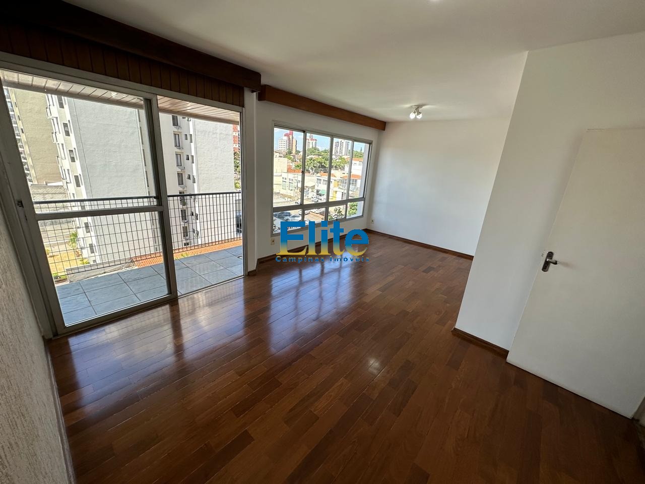 Apartamento à venda com 3 quartos, 110m² - Foto 5