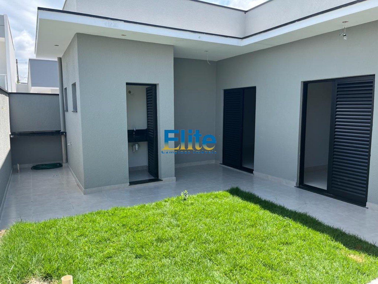 Casa de Condomínio à venda com 3 quartos, 250m² - Foto 21