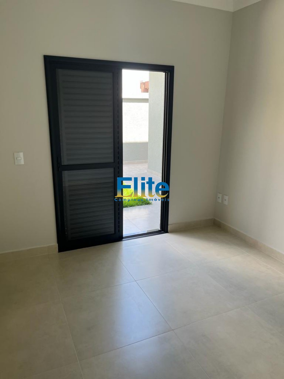 Casa de Condomínio à venda com 3 quartos, 250m² - Foto 14