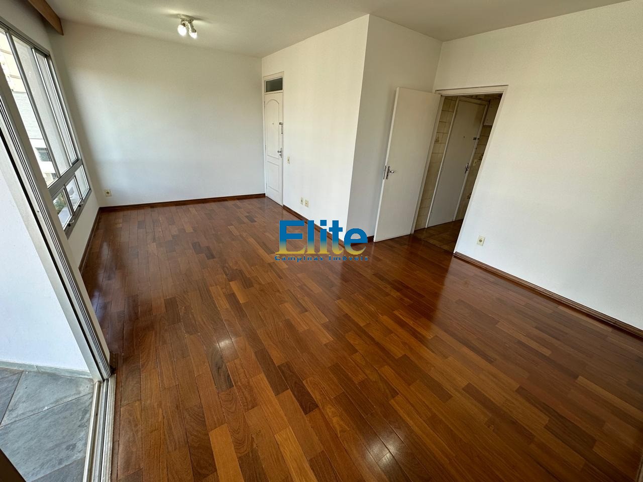 Apartamento à venda com 3 quartos, 110m² - Foto 7