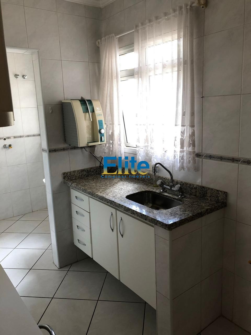 Apartamento à venda com 1 quarto, 49m² - Foto 2