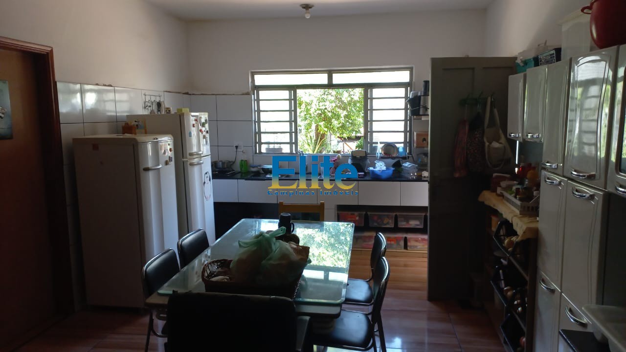 Casa à venda com 4 quartos, 1000m² - Foto 12