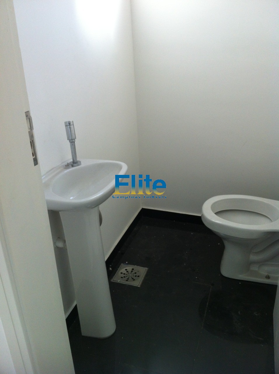 Prédio Inteiro para alugar, 800m² - Foto 14