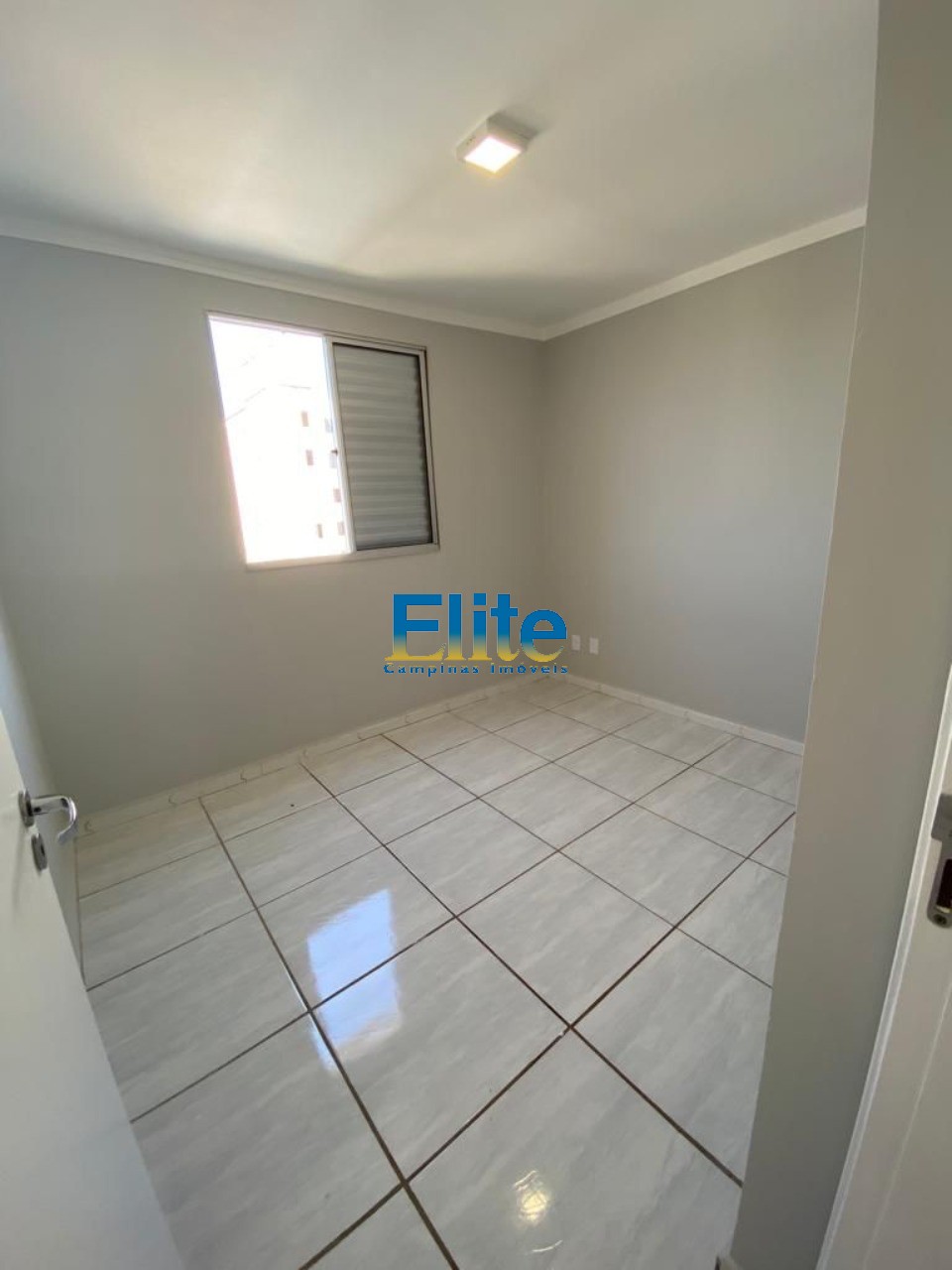 Apartamento à venda com 2 quartos, 44m² - Foto 10