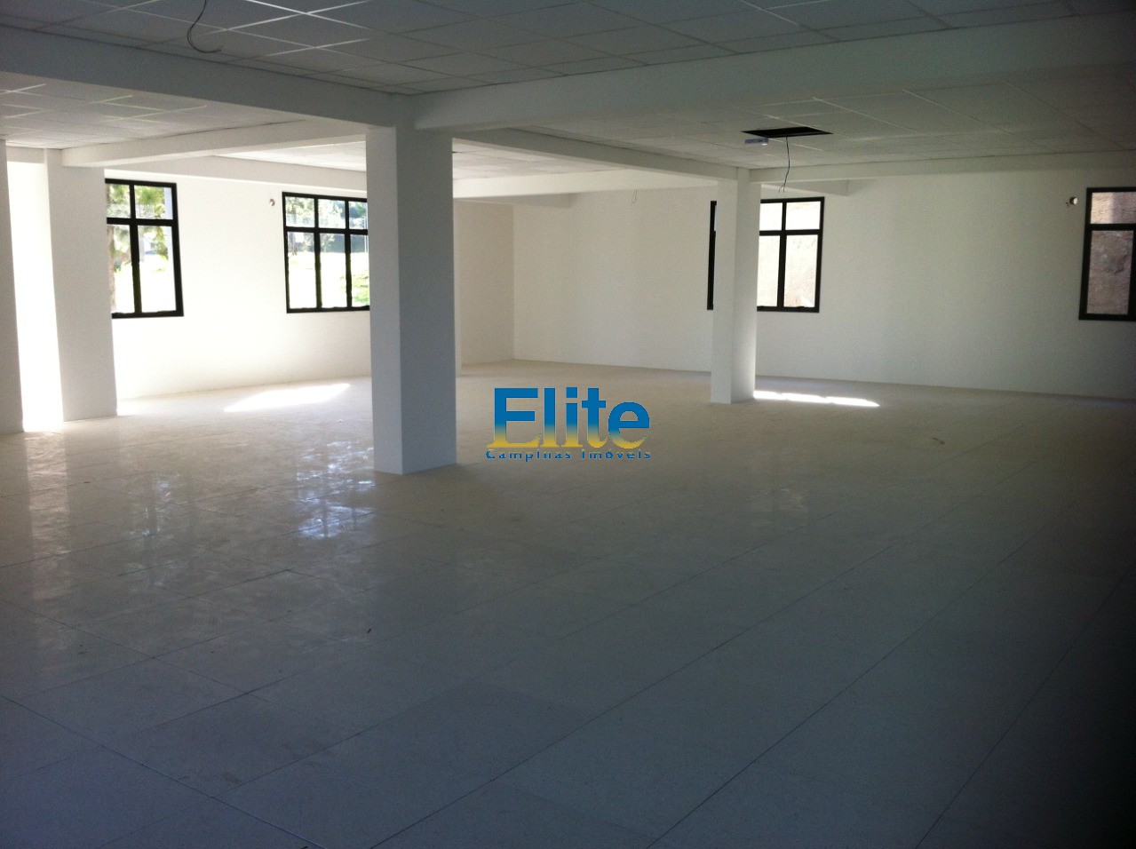 Prédio Inteiro para alugar, 800m² - Foto 5