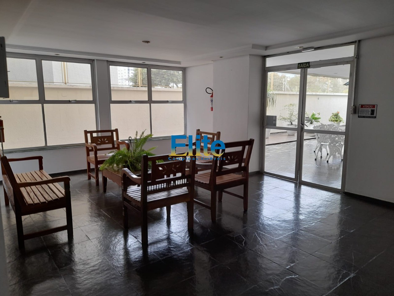 Apartamento à venda com 1 quarto, 45m² - Foto 14