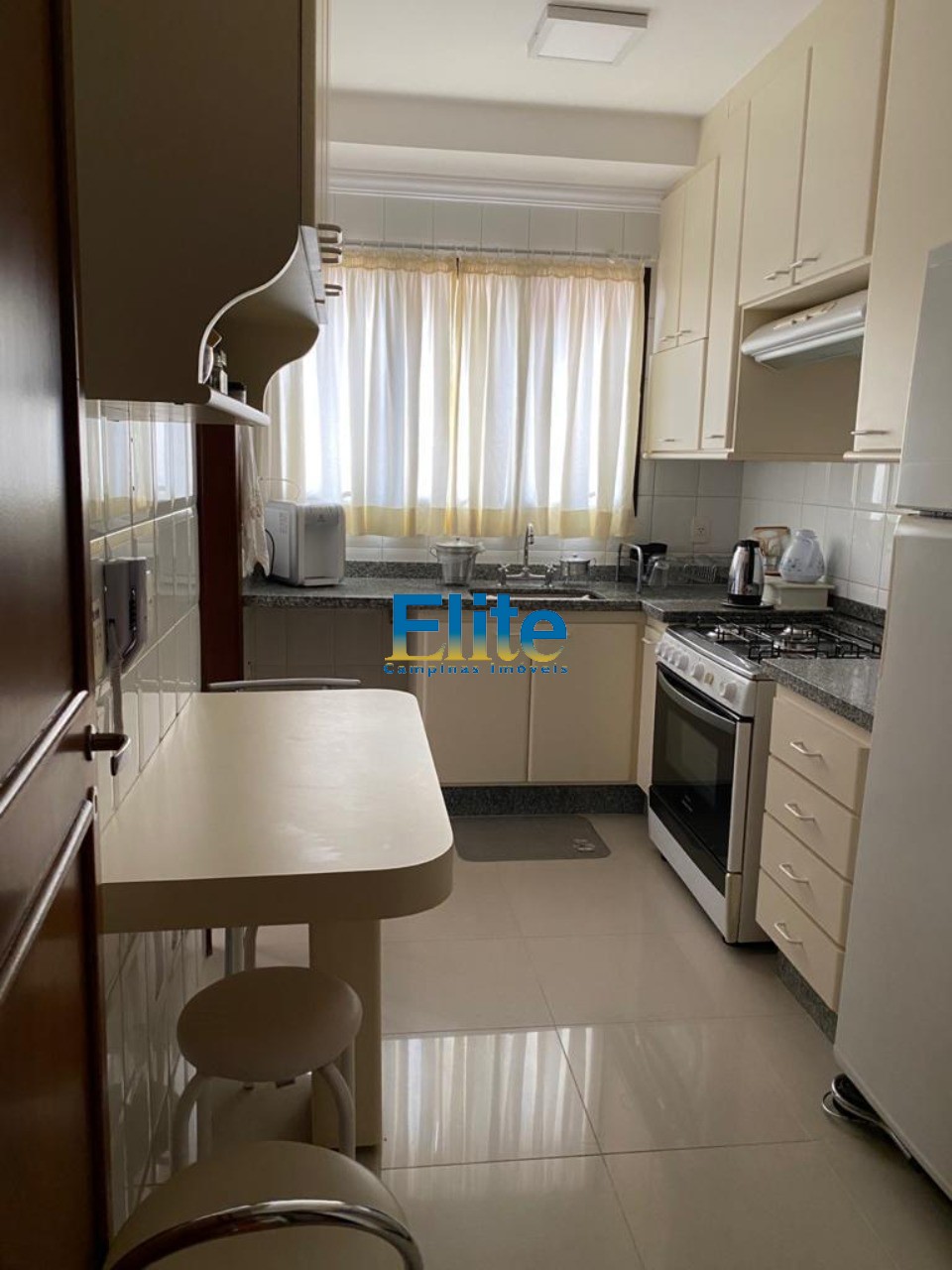 Apartamento à venda com 3 quartos, 113m² - Foto 12