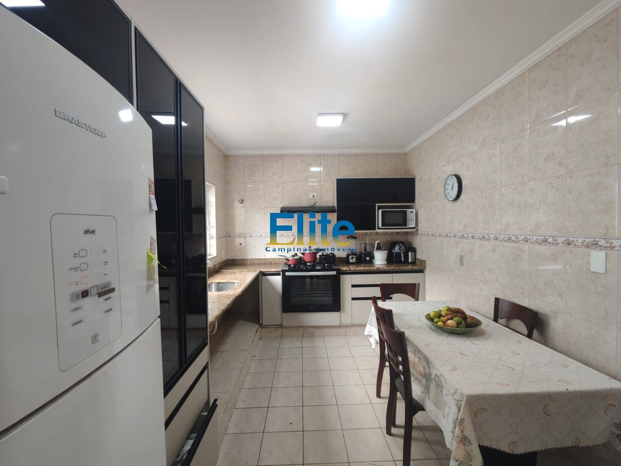 Casa à venda com 3 quartos, 250m² - Foto 29