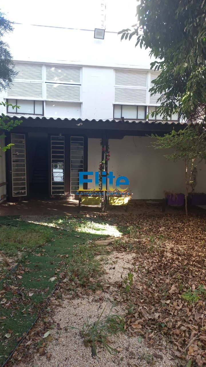 Prédio Inteiro à venda com 4 quartos, 210m² - Foto 1